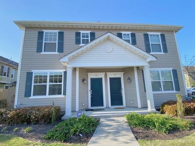 Foto del edificio - 1685 Halesworth Ln