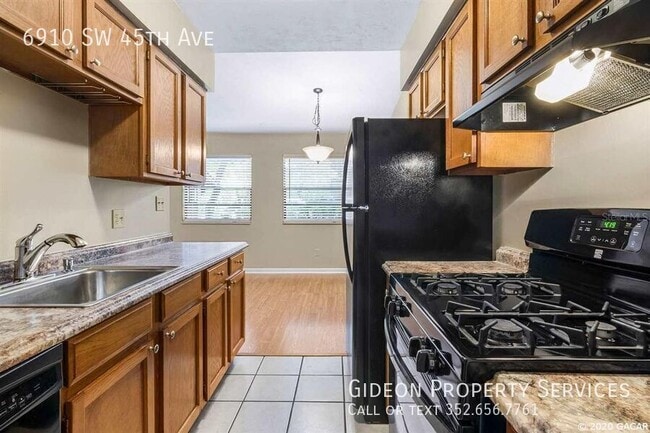 Foto del edificio - 6910 SW 45th Ave