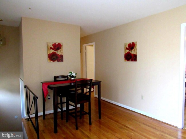 Building Photo - 6203 Upton Pl