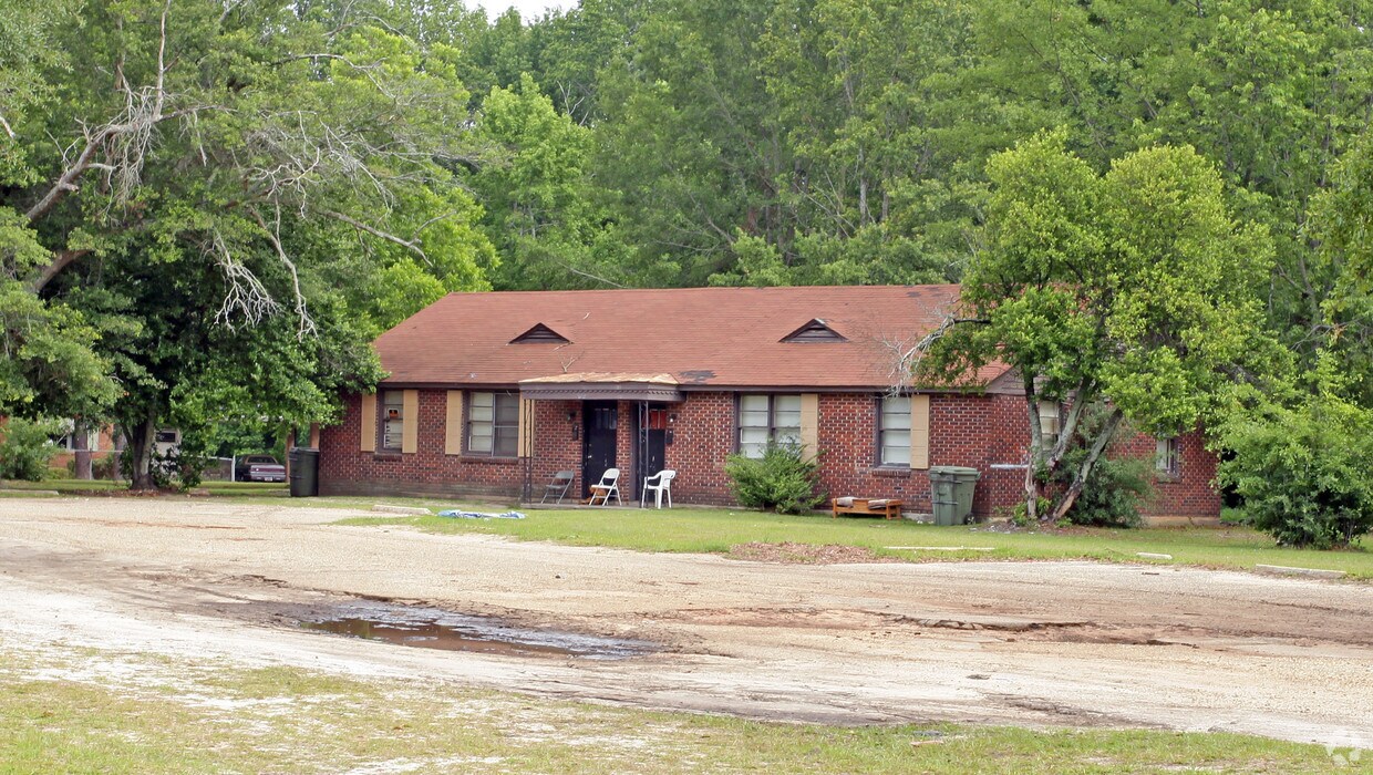 Primary Photo - 632 Miller Rd