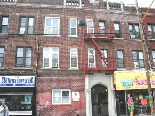 Primary Photo - 2988 Nostrand Ave