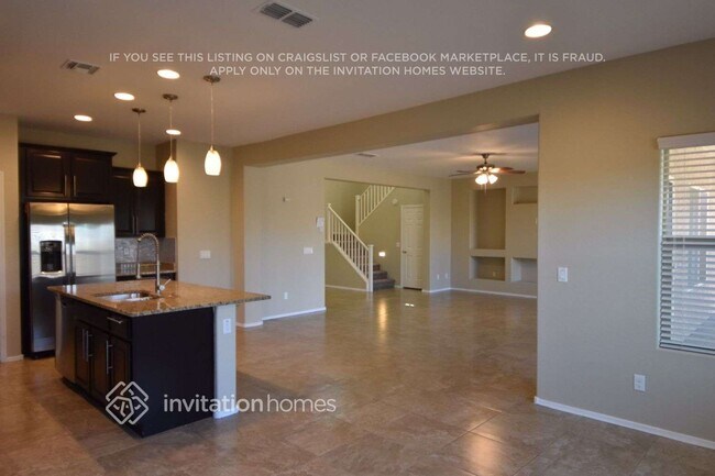 Foto del edificio - 17512 W Buchanan St