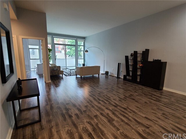 Building Photo - 238 S Arroyo Pkwy