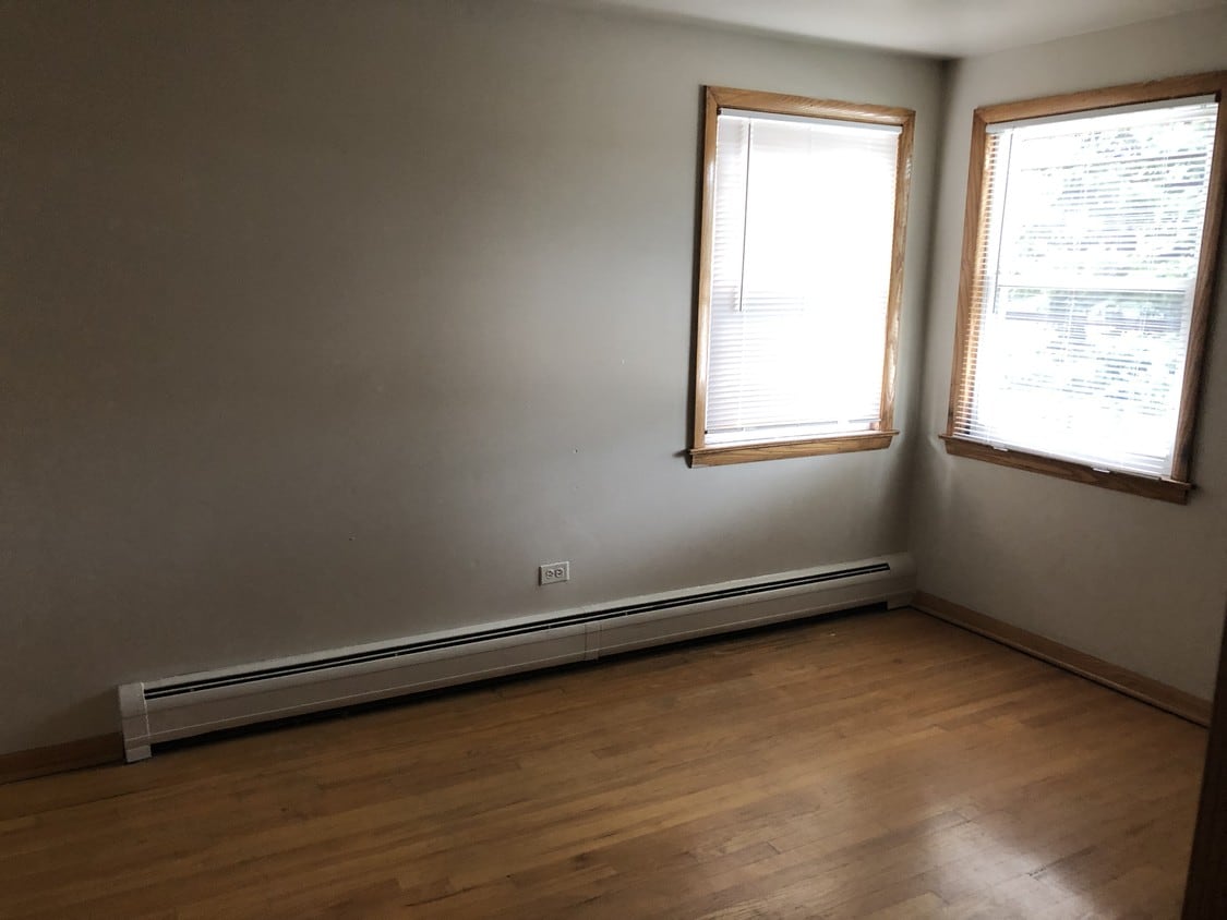 Bedroom - 6019 W Higgins Ave