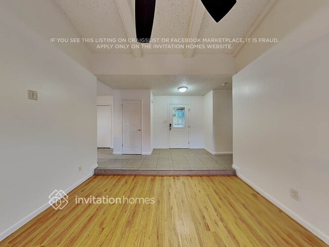 Building Photo - 5884 Revelstok Dr