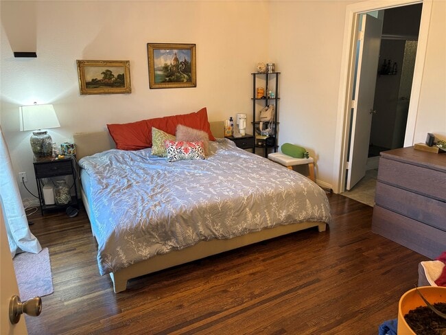 Foto del edificio - 9530 Emnora Ln