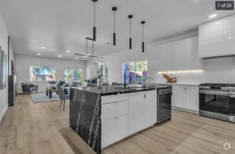 Building Photo - 4434 Verdiccio Ave