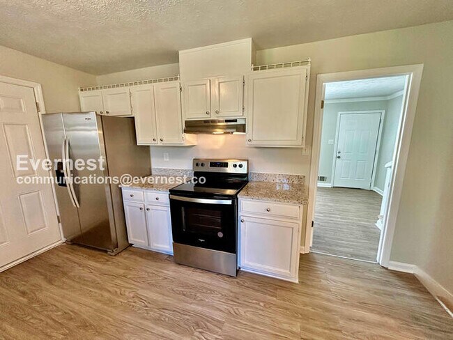 Foto del edificio - 280 Summer Pond Trail