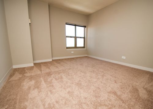 Building Photo - 23 E Chestnut St