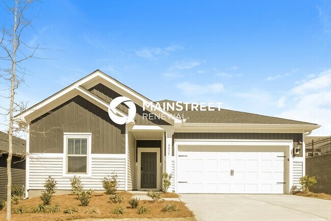 Foto del edificio - 3 Bedroom Pet-Friendly Home in Charlotte, NC with Main Street Renewal