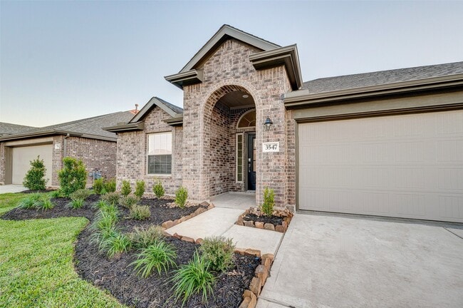 Foto del edificio - 3547 Britton Burrow Way