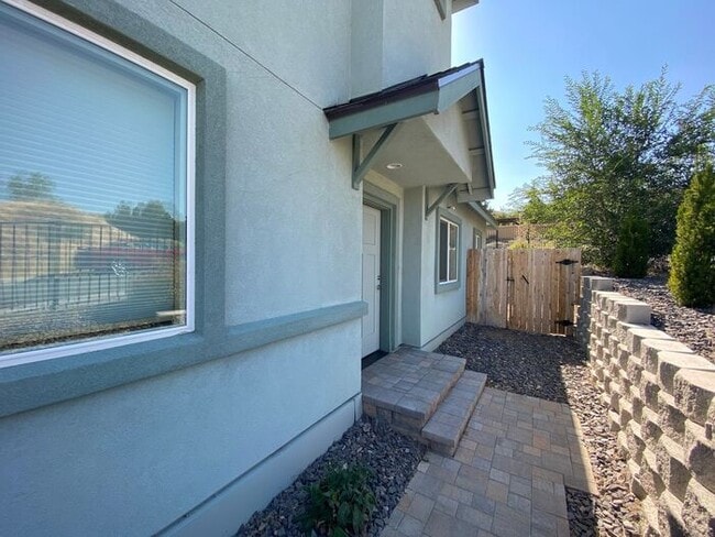 Building Photo - Two Story NW Reno House - 1 Cat Friendly