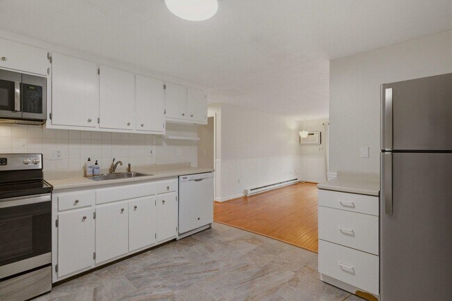 Foto del edificio - 559 Sagamore Ave