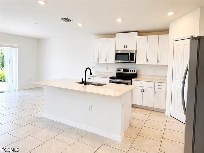 Foto del edificio - 4117 San Clemente Ct