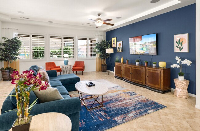 Building Photo - 43760 Spiaggia Pl