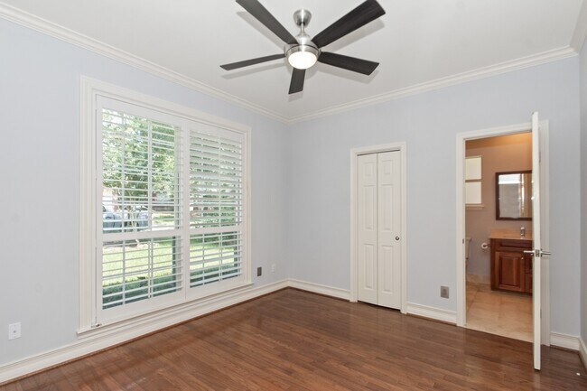 Building Photo - 23 Vista Mill Pl