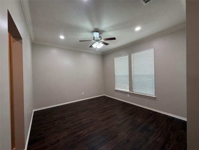 Building Photo - 6018 Gablestone Ln