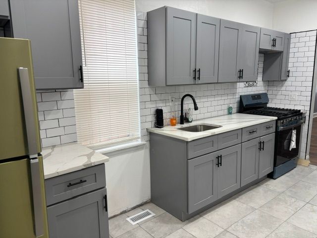 Foto del edificio - 1279 Everett St