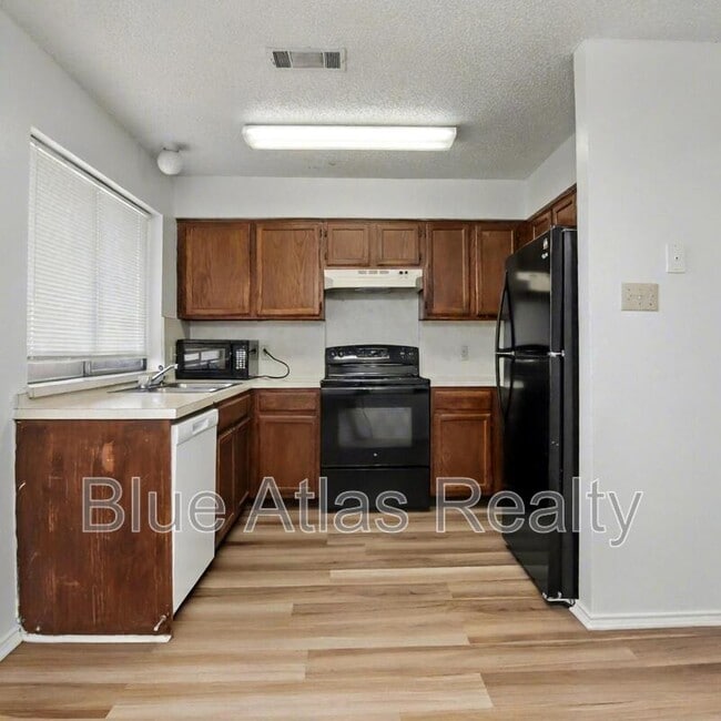 Photo - 205 Pate Orr Rd N Townhome