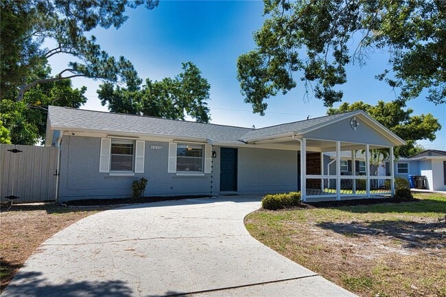 Building Photo - 1056 Venetian Pkwy