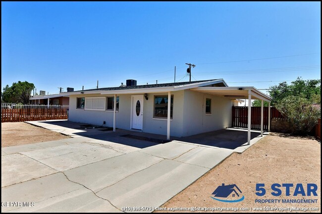 Foto del edificio - 10324 Newport Dr
