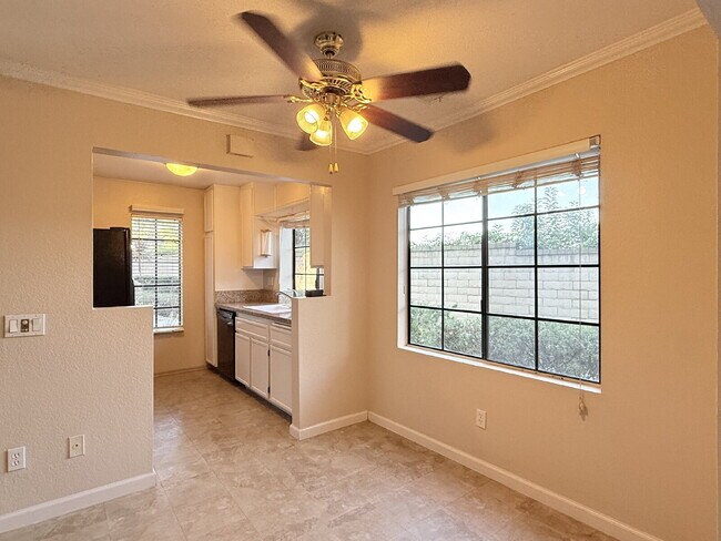 Foto del edificio - Inviting Rancho Peñasquitos Condo with Poo...