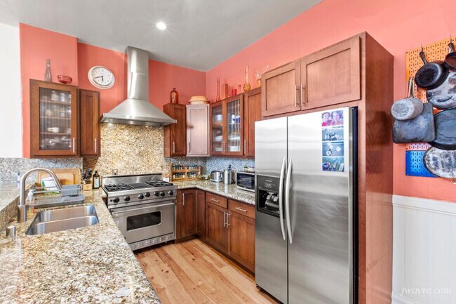 Foto del edificio - 274 Hartford St