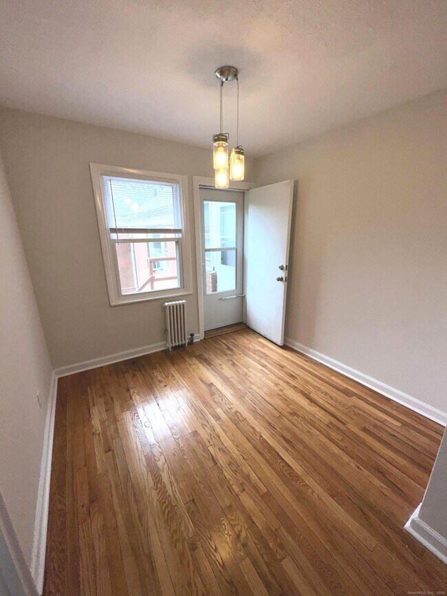 Foto del edificio - 29 Standish Rd