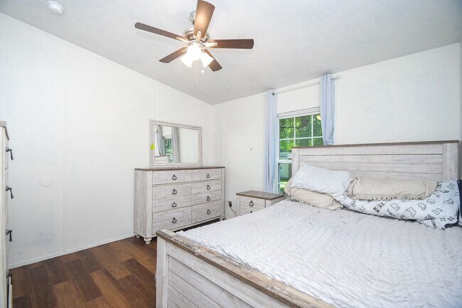 Foto del edificio - 31606 Bryan St