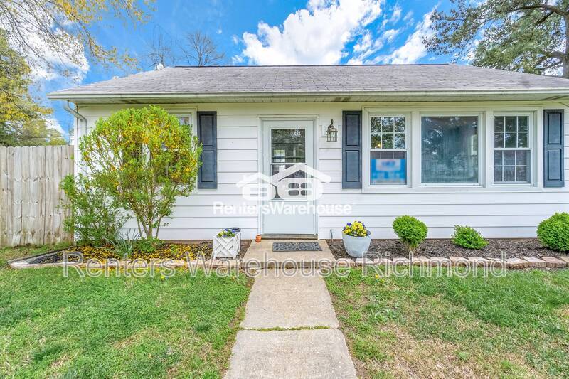Primary Photo - 1313 St Michaels Ln
