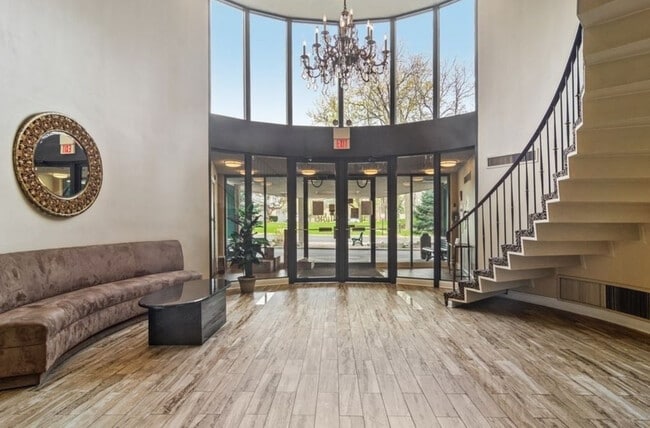 Foto del edificio - 190 S Wood Dale Rd