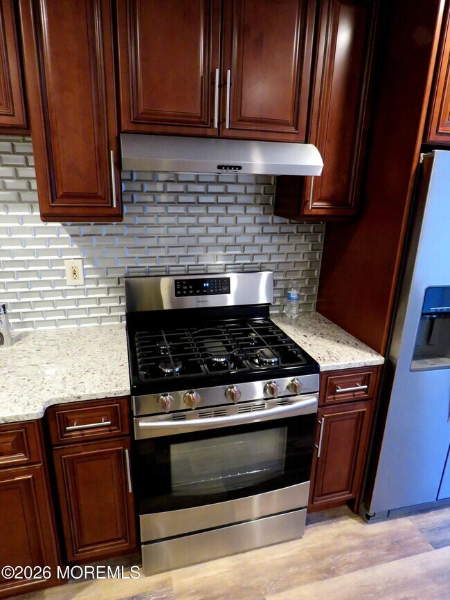 Foto del edificio - 273 Plum Dr