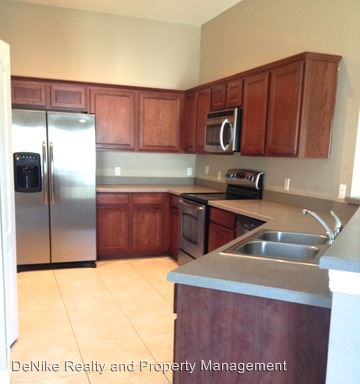 Building Photo - 7113 Harmony Square Dr S