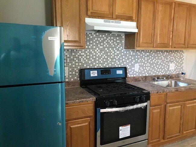 Foto del edificio - Large West Oak Lane home