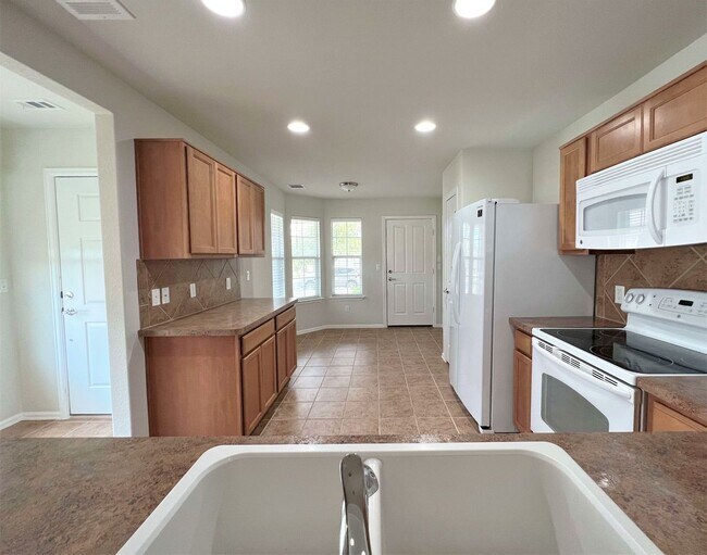 Foto del edificio - 115 Sandy Creek Trl-Unfurnished Sun City R...
