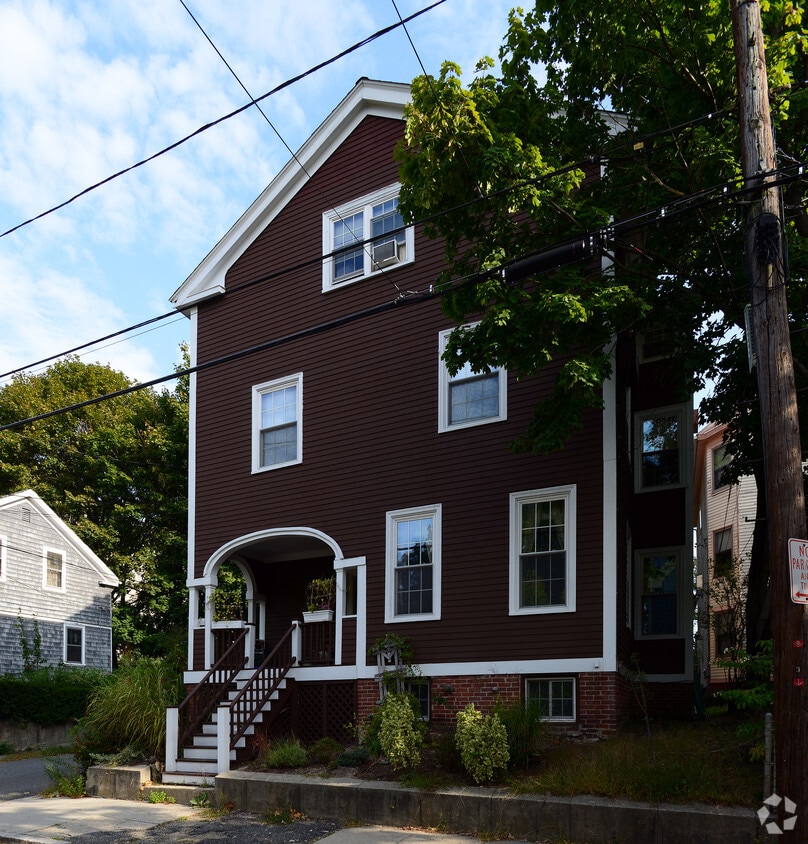 Building Photo - 43 Jewett St