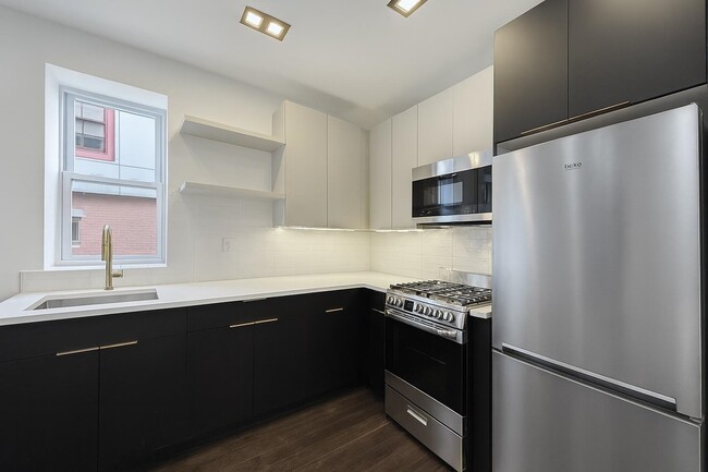 Foto del edificio - 272 Hoboken Ave