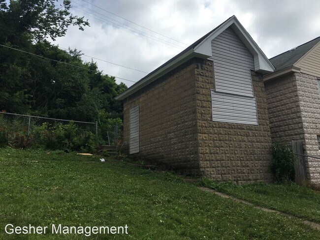 Building Photo - 4 br, 1 bath House - 2437 Edgar Street