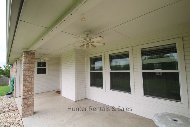 Foto del edificio - 5703 Bald Ridge Ct