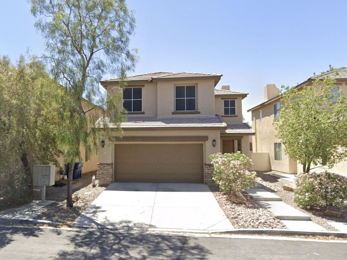 Primary Photo - 7931 N Kelburn Hill St