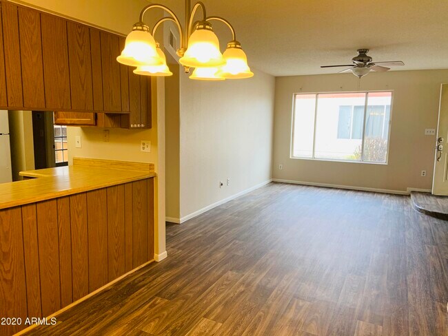 Foto del edificio - 13212 N 51st Ln