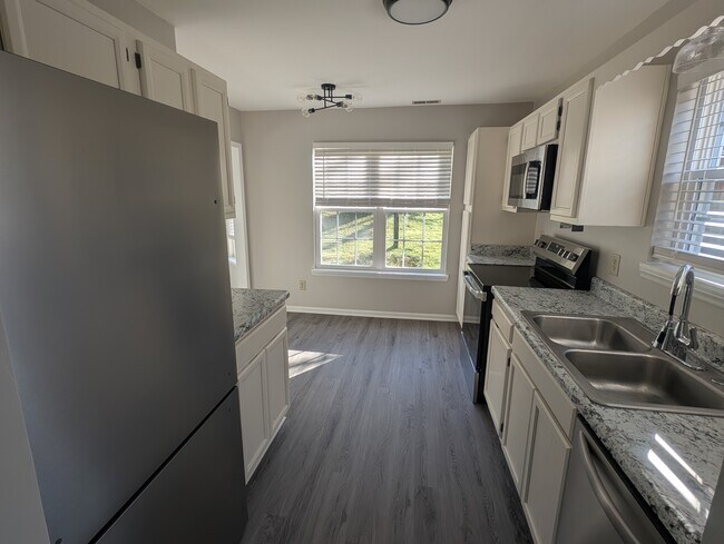 Foto del edificio - 5828 Amity Springs Dr