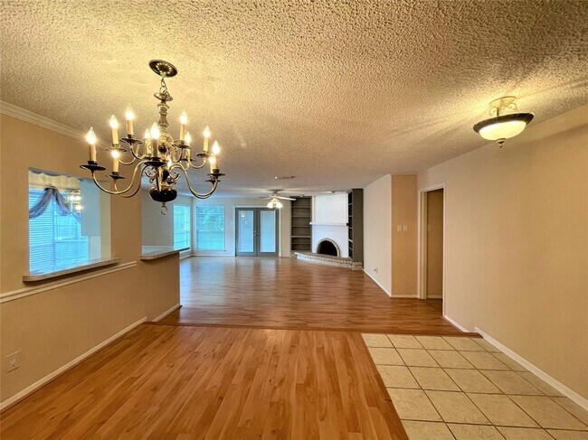 Foto del edificio - 16243 Brookford Dr