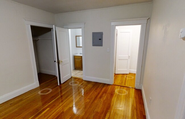 Foto del edificio - Avl NOW No Fee! Sunny, renovated Studio w/updated kitchen!
