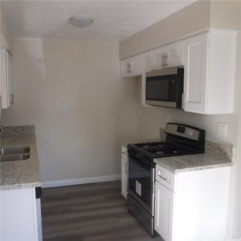 Foto del edificio - 221 10th St