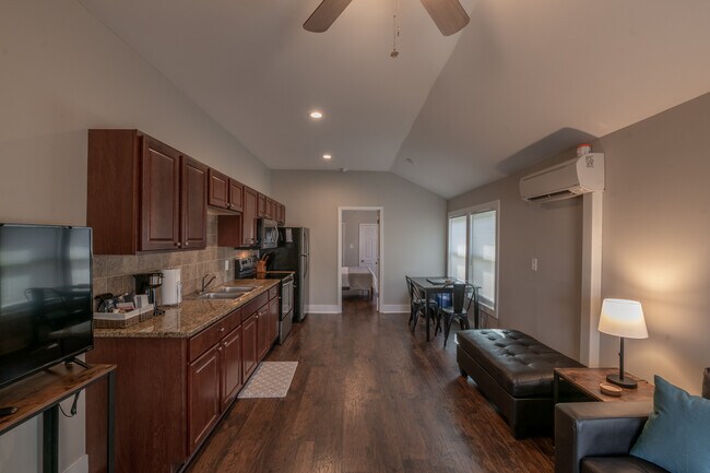 Foto del edificio - 1505 S Roxboro St