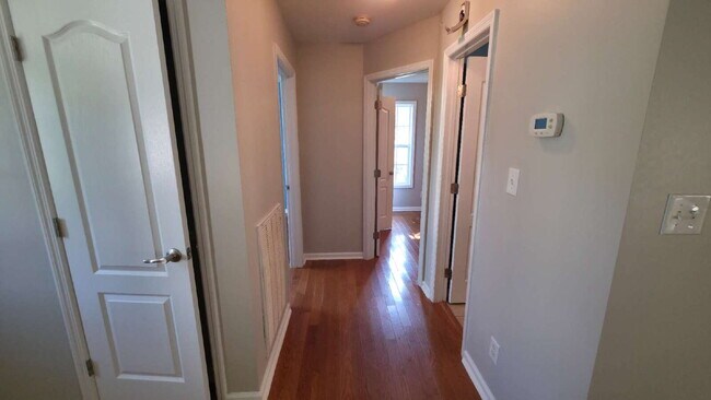 Building Photo - 60 Cobblestone Dr