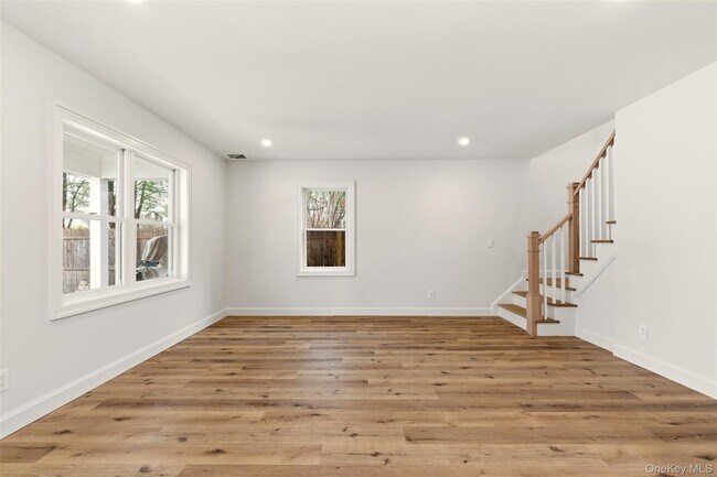 Building Photo - 98 Burt Ave