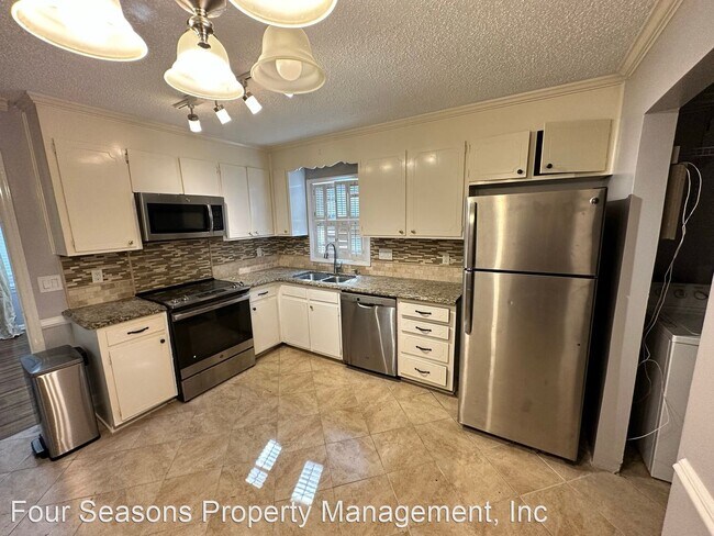 Building Photo - 4 br, 2 bath House - 6937 Pawtuckett Road