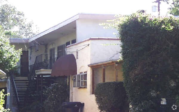 Building Photo - 11216 Hortense St